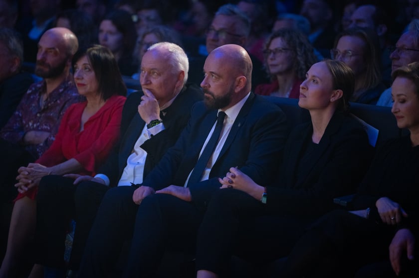 17. Festiwal Reżyserii Filmowej im. Sylwestra Chęcińskiego i 13. Festiwal Aktorstwa Filmowego im. Tadeusza Szymkowa trwały we Wrocławiu od 6 do 11 kwietnia.